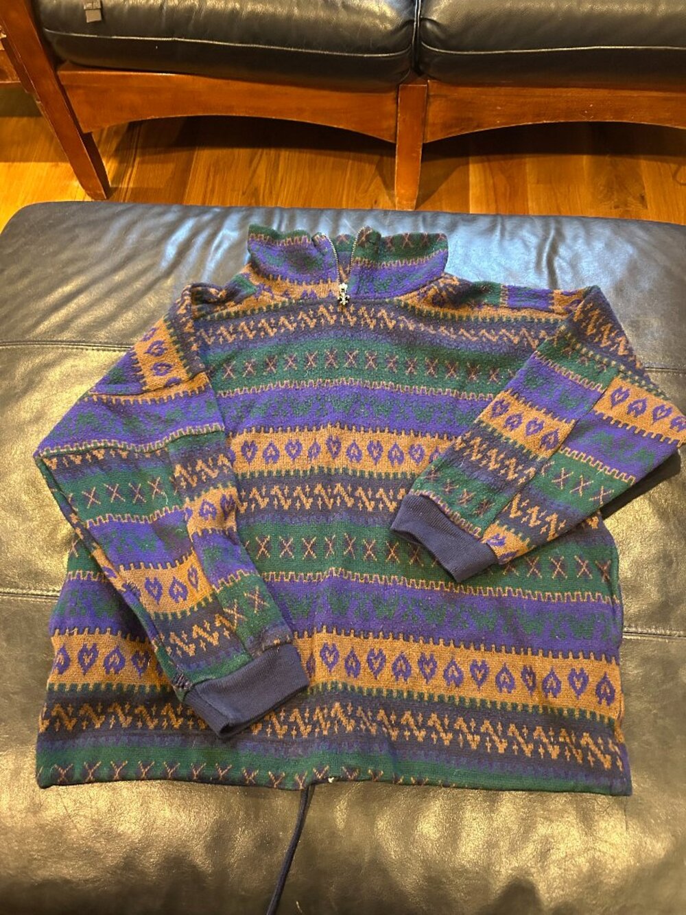 Energie vintage half zip fleece. Very cool details. Size Medium.